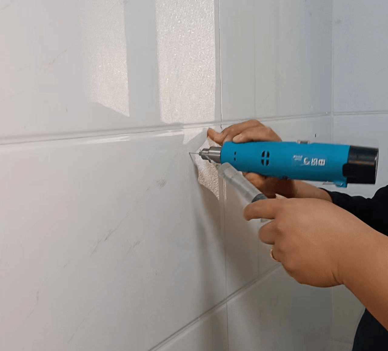 瓷砖地面空鼓补救方法图片视频(瓷砖地面空鼓补救方法图片视频讲解) 瓷砖地面空鼓补救方法图片视频(瓷砖地面空鼓补救方法图片视频讲解)